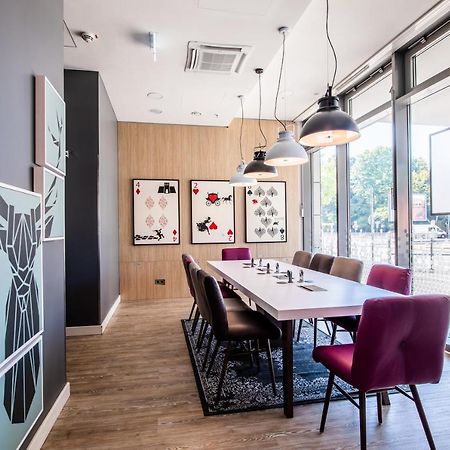 Premier Inn Koeln City Sued ภายนอก รูปภาพ