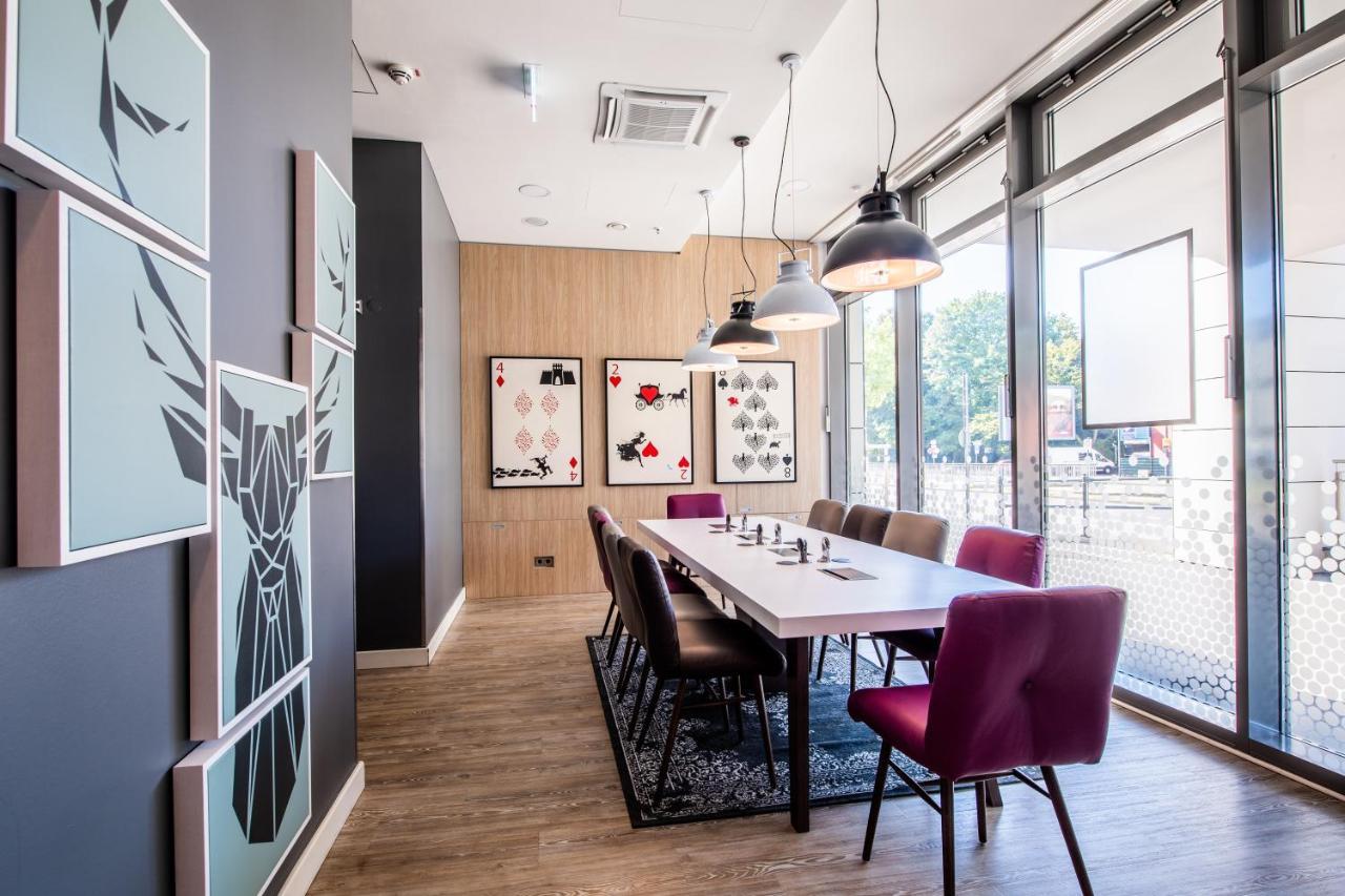 Premier Inn Koeln City Sued ภายนอก รูปภาพ